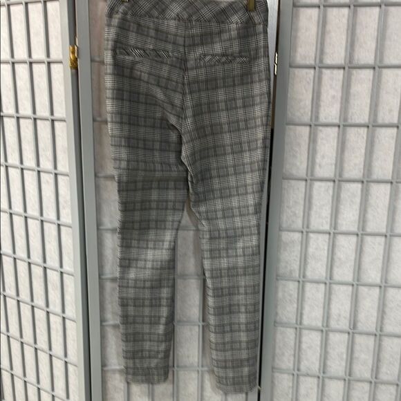 Camber Grace Women’s Gray Plaid Trousers. Size Small. - Picture 3 of 8
